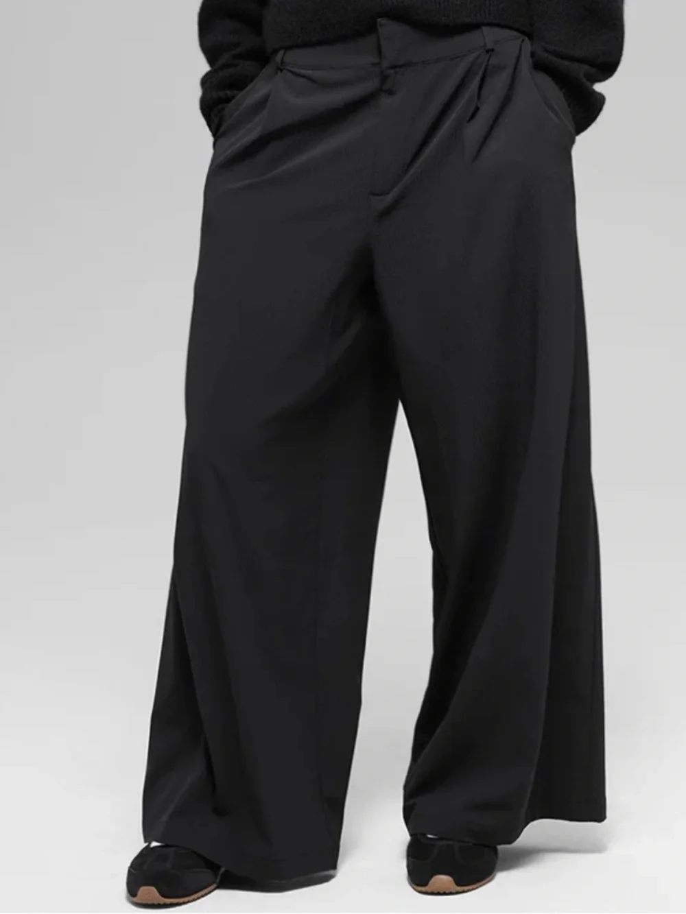 ALO
High-Waist Dreamscape Trouser - Picture 1 of 6